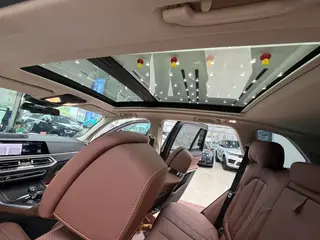BMW X5 2021 xDrive40i Premium Class M Sports suit interior photo 13 BMW X5 2021 xDrive40i Premium Class M Sports suit interior photo 13