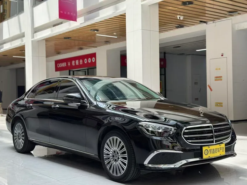 Mercedes-Benz E-Class 2023 E 300 L Style tendance Voiture extérieur photo 3 Mercedes-Benz E-Class 2023 E 300 L Style tendance Voiture extérieur photo 3
