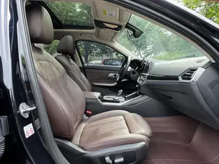 BMW 3 Series 2022 320Li M Sports suit interior photo 13 BMW 3 Series 2022 320Li M Sports suit interior photo 13