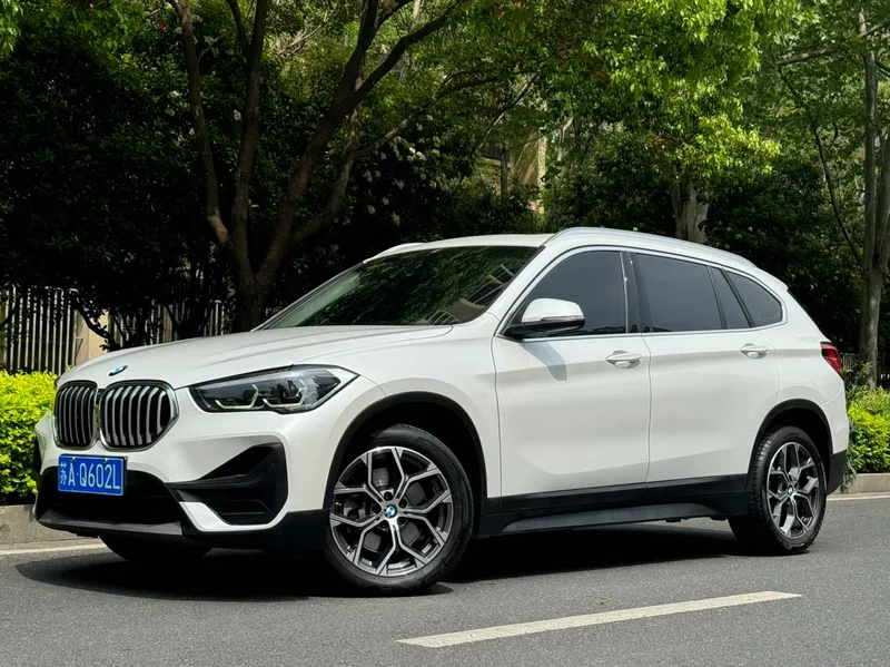 BMW X1 2020 xDrive25Li Premium Class exterior photo 1 BMW X1 2020 xDrive25Li Premium Class exterior photo 1