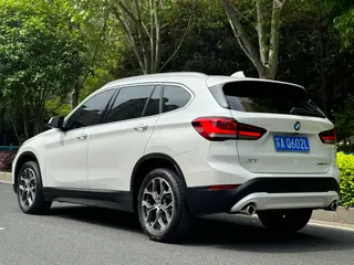 BMW X1 2020 xDrive25Li Premium Class exterior photo 5 BMW X1 2020 xDrive25Li Premium Class exterior photo 5
