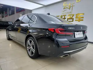 BMW 5 Series 2022 Second change 530Li Leading Type Luxury Set interior photo 15 BMW 5 Series 2022 Second change 530Li Leading Type Luxury Set interior photo 15