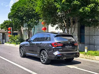 BMW X3 2022 xDrive30i Líder M Traje de noche Yao exterior foto 4 BMW X3 2022 xDrive30i Líder M Traje de noche Yao exterior foto 4