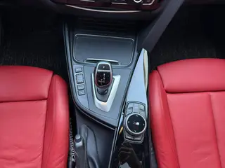 BMW 3 Series GT 2020 320i M Sports Obsidian Night Edition interior photo 12 BMW 3 Series GT 2020 320i M Sports Obsidian Night Edition interior photo 12