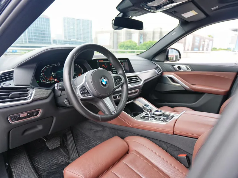 BMW X6 2021 xDrive40i Tipo de lujo M Conjunto deportivo interior foto 6 BMW X6 2021 xDrive40i Tipo de lujo M Conjunto deportivo interior foto 6