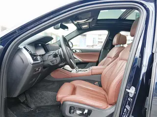 BMW X6 2021 xDrive40i Tipo de lujo M Conjunto deportivo interior foto 7 BMW X6 2021 xDrive40i Tipo de lujo M Conjunto deportivo interior foto 7
