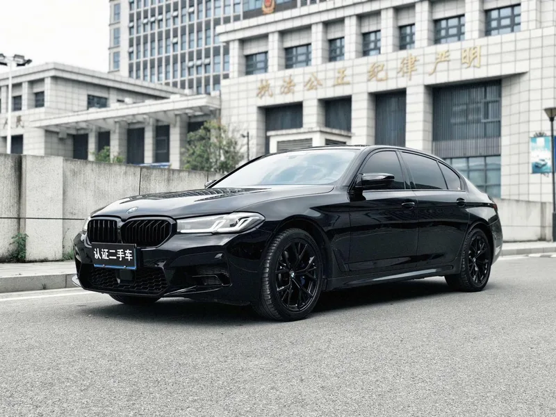 BMW 5 Series 2022 Restyling 530Li Premium Class M Sports suit exterior photo 1 BMW 5 Series 2022 Restyling 530Li Premium Class M Sports suit exterior photo 1