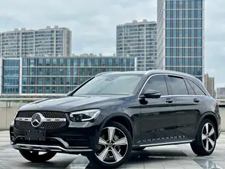 Mercedes-Benz GLC 2022 Restyling GLC 300 L 4MATIC Luxury type exterior photo 1 Mercedes-Benz GLC 2022 Restyling GLC 300 L 4MATIC Luxury type exterior photo 1