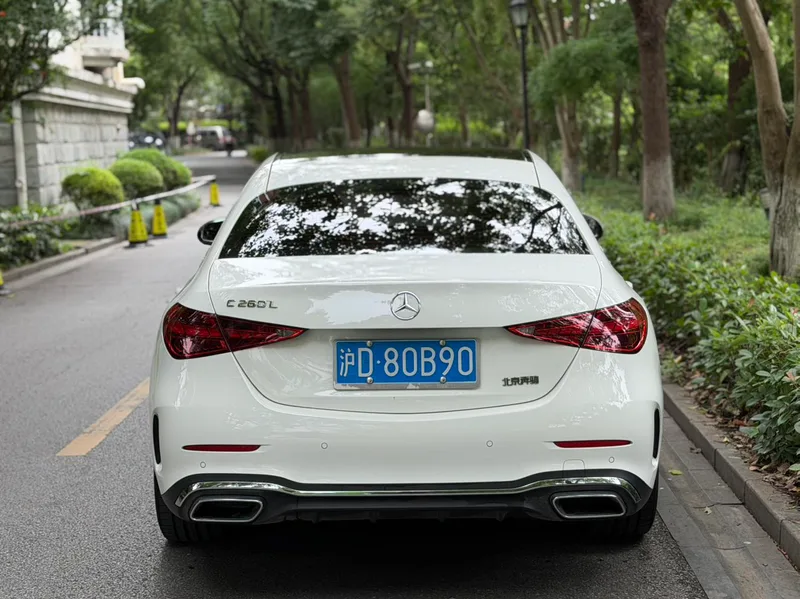 Mercedes-Benz C-Class 2025 C 260 L Sports version exterior photo 5
