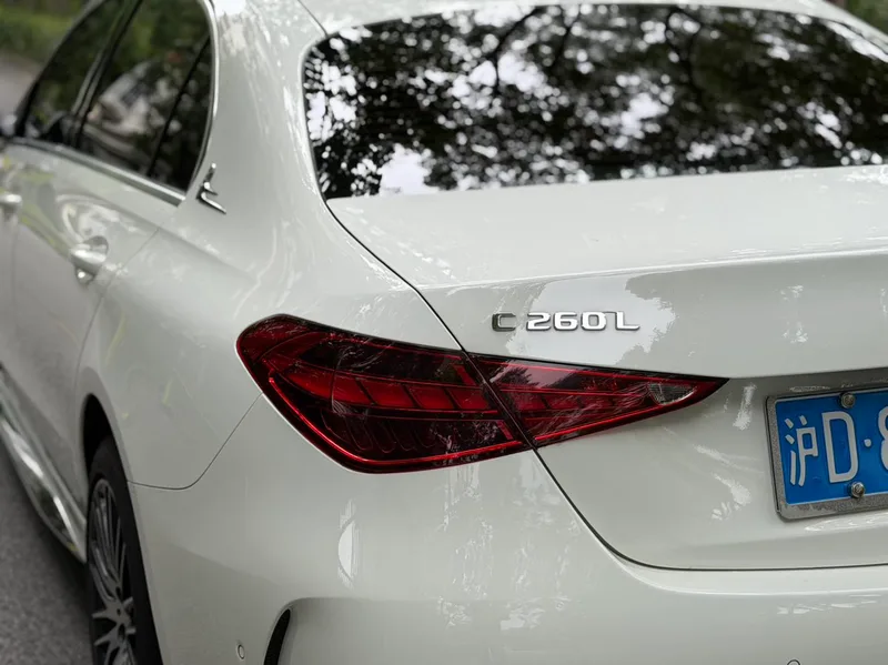 Mercedes-Benz C-Class 2025 C 260 L Sports version exterior photo 7