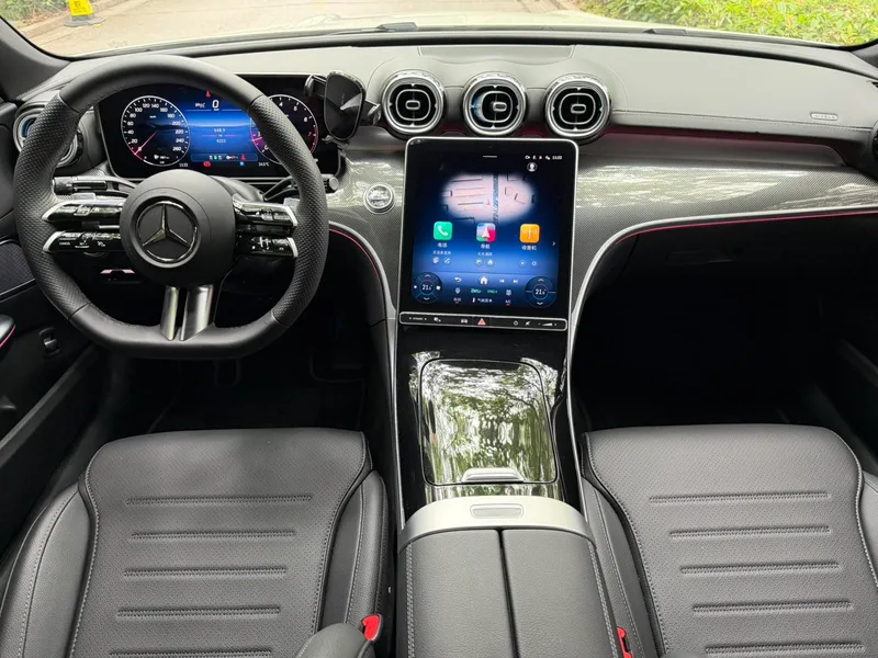 Mercedes-Benz C-Class 2025 C 260 L Sports version interior photo 14