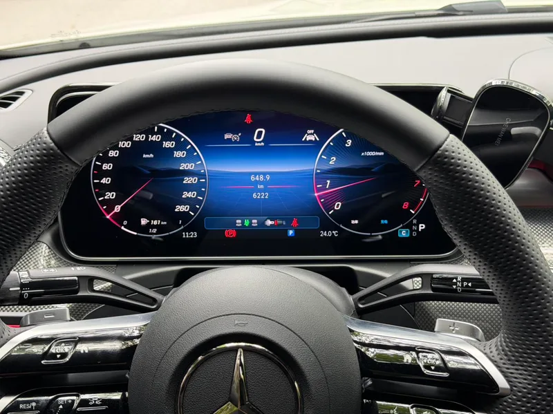 Mercedes-Benz C-Class 2025 C 260 L Sports version interior photo 16