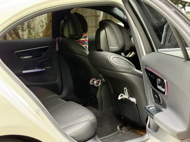 Mercedes-Benz C-Class 2025 C 260 L Sports version interior photo 18