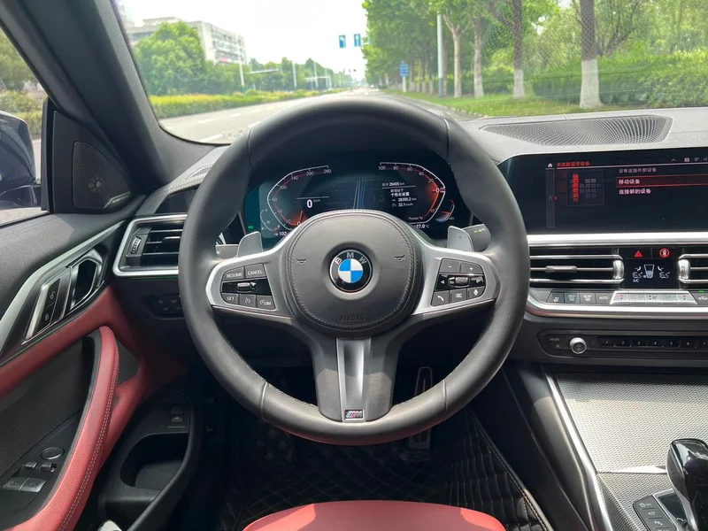 BMW 4 Series 2022 425i M Sports Night Suit interior photo 11 BMW 4 Series 2022 425i M Sports Night Suit interior photo 11