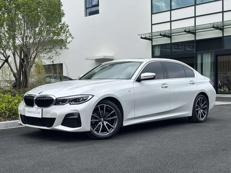 BMW 3 Series 2022 325Li M Sports suit exterior photo 1 BMW 3 Series 2022 325Li M Sports suit exterior photo 1