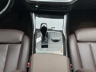 BMW 3 Series 2022 Restyling 325Li M Sports suit interior photo 14 BMW 3 Series 2022 Restyling 325Li M Sports suit interior photo 14