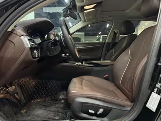 BMW 5 Series 2023 530Li Leading Type Luxury Set exterior photo 5 BMW 5 Series 2023 530Li Leading Type Luxury Set exterior photo 5