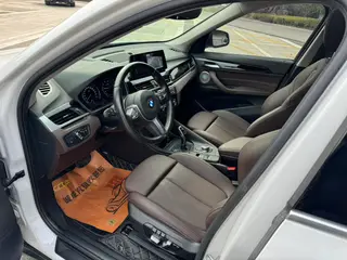 BMW X1 2022 sDrive25Li Líder interior foto 11 BMW X1 2022 sDrive25Li Líder interior foto 11