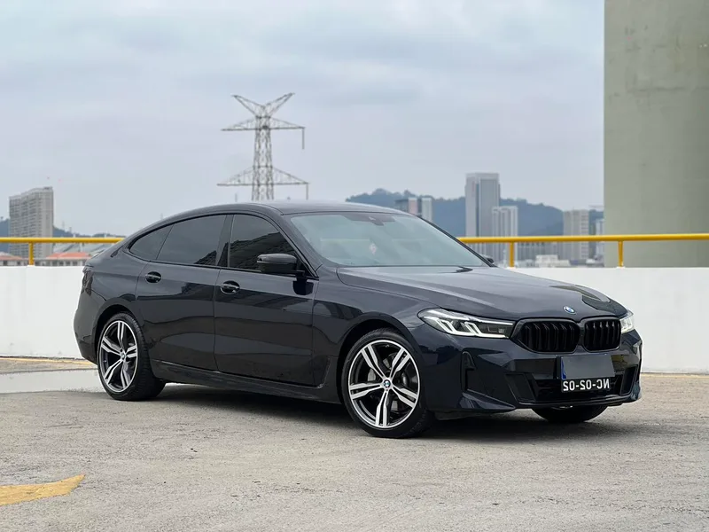 BMW 6 Series GT 2021 630i M Conjunto deportivo exterior foto 3 BMW 6 Series GT 2021 630i M Conjunto deportivo exterior foto 3