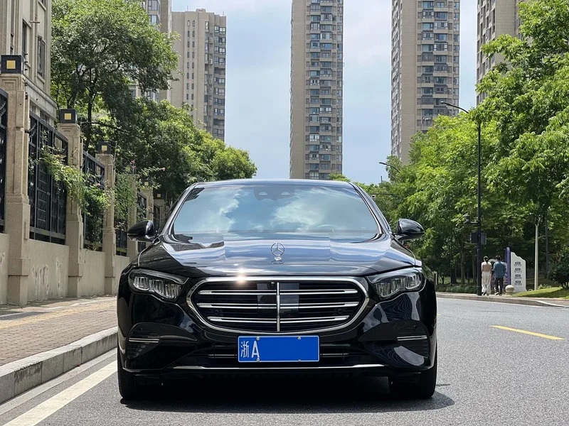 Mercedes-Benz E-Class 2024 E 300 L Luxury type Passenger car exterior photo 2