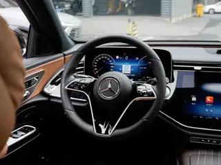Mercedes-Benz E-Class 2024 E 350 e L Passenger car interior photo 16 Mercedes-Benz E-Class 2024 E 350 e L Passenger car interior photo 16
