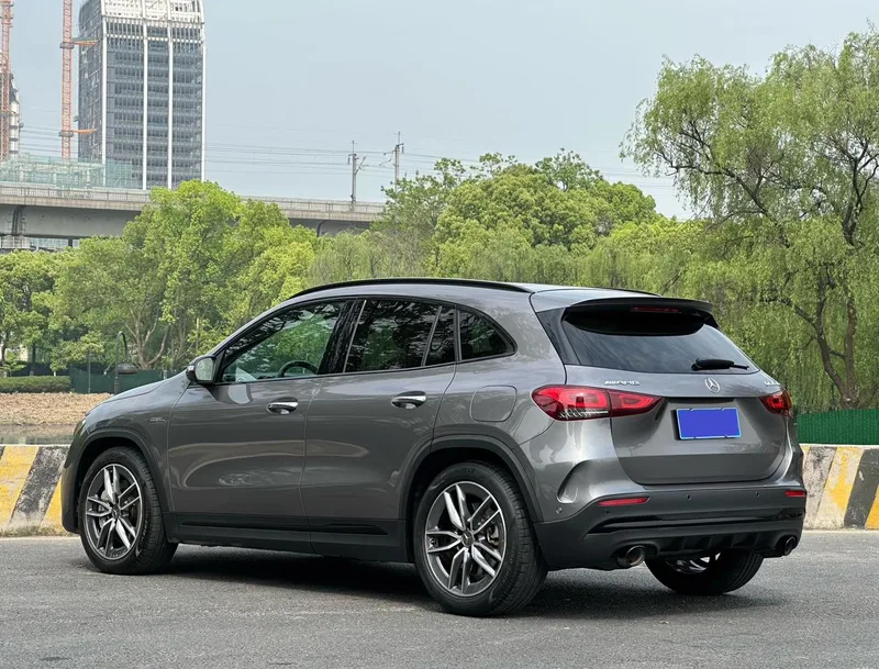 Mercedes-Benz GLA AMG 2022 AMG GLA 35 4MATIC exterior photo 5 Mercedes-Benz GLA AMG 2022 AMG GLA 35 4MATIC exterior photo 5