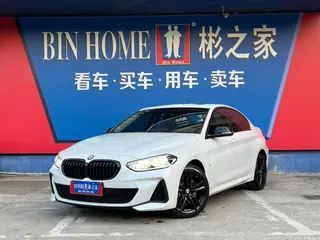 BMW 1 Series 2023 125i M Sports Obsidian Night Edition exterior photo 1
