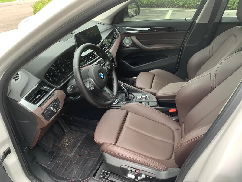 BMW X1 2022 sDrive25Li Leading Type interior photo 10 BMW X1 2022 sDrive25Li Leading Type interior photo 10
