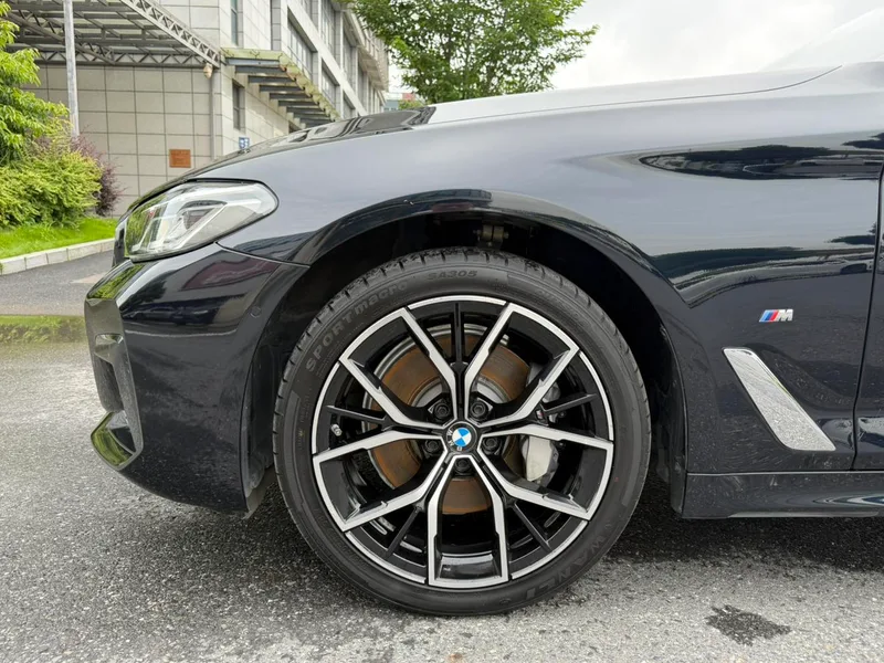 BMW 5 Series 2022 Restyling 530Li Premium Class M Sports suit exterior photo 4 BMW 5 Series 2022 Restyling 530Li Premium Class M Sports suit exterior photo 4
