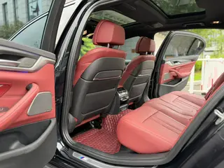 BMW 5 Series 2022 Restyling 530Li Premium Class M Sports suit interior photo 13 BMW 5 Series 2022 Restyling 530Li Premium Class M Sports suit interior photo 13