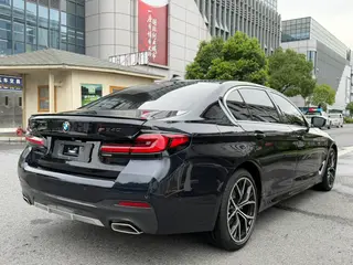 BMW 5 Series 2022 Restyling 530Li Premium Class M Sports suit interior photo 16 BMW 5 Series 2022 Restyling 530Li Premium Class M Sports suit interior photo 16
