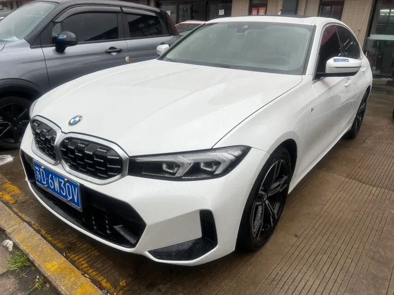 BMW 3 Series 2023 325i M Sports suit exterior photo 1 BMW 3 Series 2023 325i M Sports suit exterior photo 1
