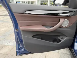 BMW X1 2022 sDrive25Li Leading Type interior photo 19