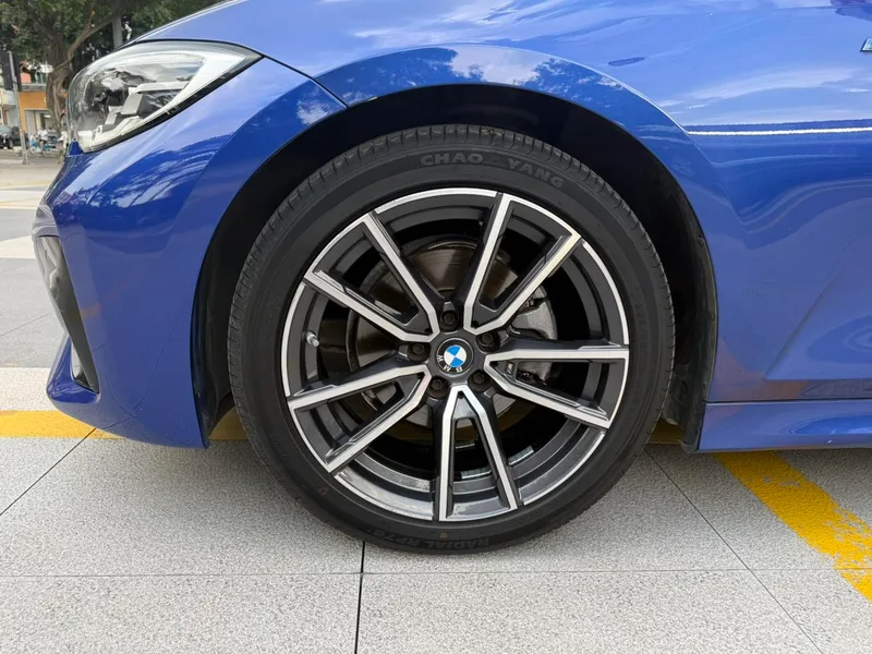 BMW 3 Series 2022 325Li M Sports suit exterior photo 10 BMW 3 Series 2022 325Li M Sports suit exterior photo 10