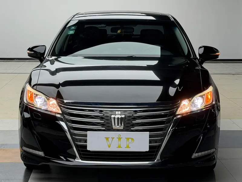 Toyota Crown 2015 2.5L Smart Edition exterior photo 2 Toyota Crown 2015 2.5L Smart Edition exterior photo 2