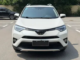 Toyota RAV4 2018 2.5L Automatic four-wheel drive elite i version exterior photo 2