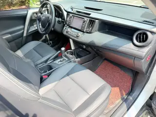 Toyota RAV4 2018 2.5L Automatic four-wheel drive elite i version interior photo 12