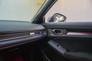 Honda Civic 2023 420TURBO TYPE R interior photo 13