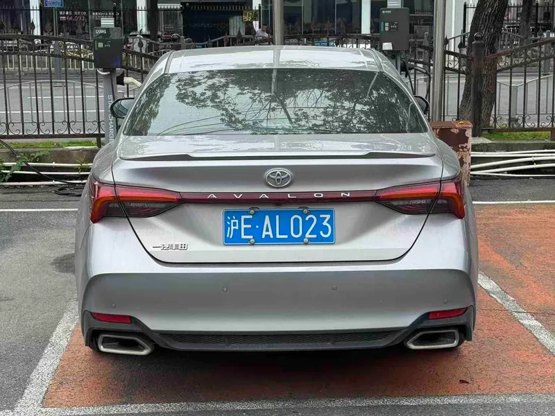 Toyota Avalon 2021 2.5L Version de luxe extérieur photo 4 Toyota Avalon 2021 2.5L Version de luxe extérieur photo 4