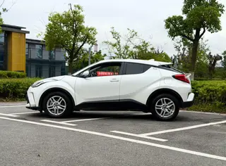 Toyota C-HR 2022 2.0L Leading Edition exterior photo 3 Toyota C-HR 2022 2.0L Leading Edition exterior photo 3