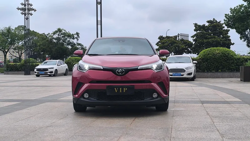 Toyota C-HR 2020 2.0L Version leader extérieur photo 2 Toyota C-HR 2020 2.0L Version leader extérieur photo 2
