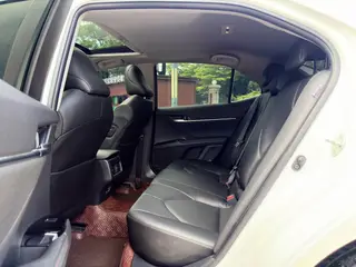 Toyota Camry 2021 2.0G Luxury Edition interior photo 8 Toyota Camry 2021 2.0G Luxury Edition interior photo 8