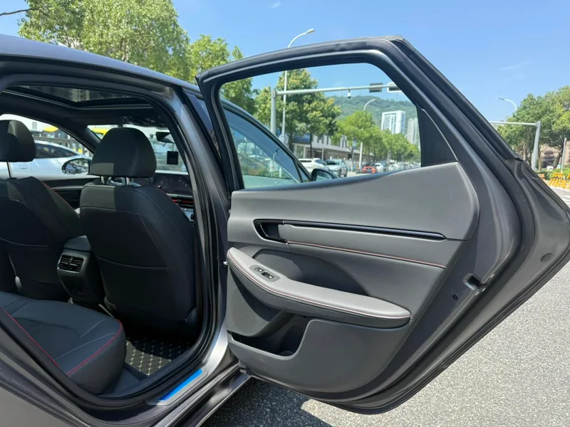 Hyundai Sonata 2024 2.0T N Line Max interior photo 14