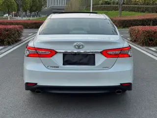 Toyota Camry 2021 2.0G Роскошная версия экстерьер фото 4