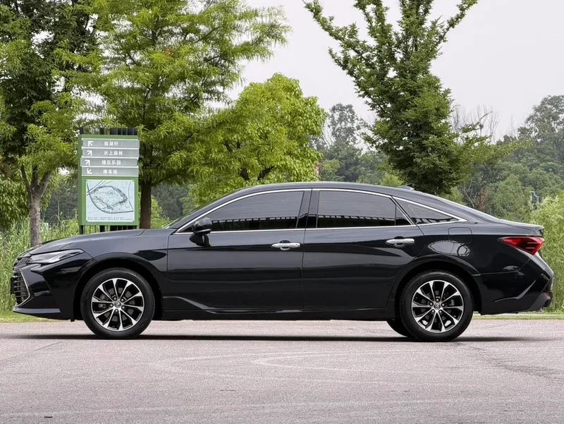 Toyota Avalon 2023 2.0L CVT Luxury Edition exterior photo 3