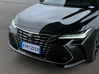 Toyota Avalon 2023 2.0L CVT Luxury Edition interior photo 14