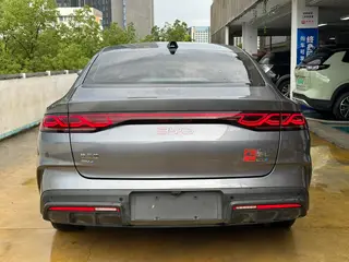 BYD Qin L 2025 Премиум-версия с автопилотом DM-i 80KM Лидирующий интерьер фото 13