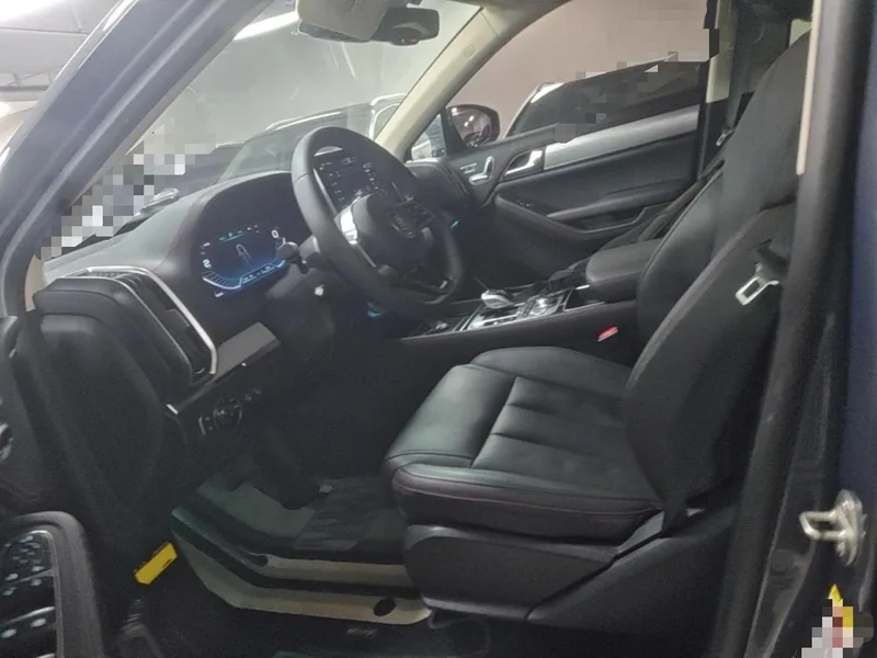 BYD Tang DM 2018 DM 2.0T Full-time four-wheel drive intelligent joint creation type 7 seat China V exterior photo 4 BYD Tang DM 2018 DM 2.0T Full-time four-wheel drive intelligent joint creation type 7 seat China V exterior photo 4