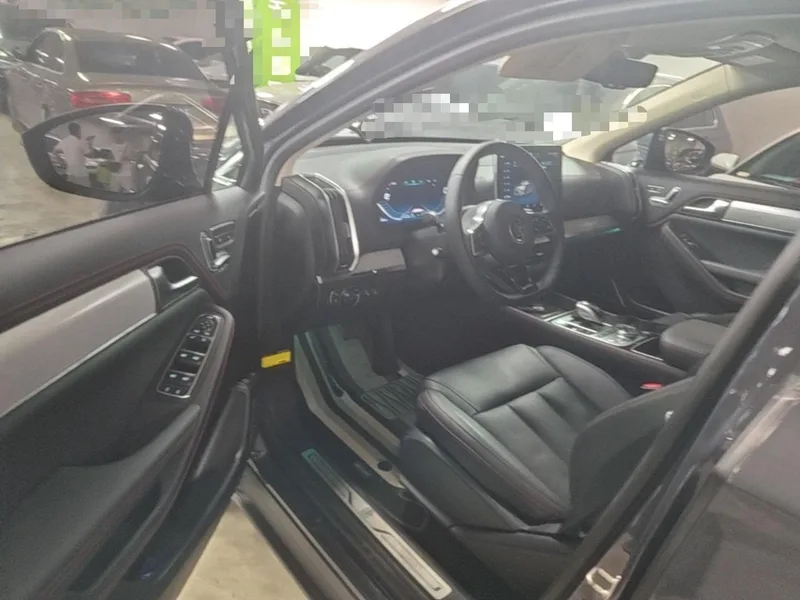 BYD Tang DM 2018 DM 2.0T Full-time four-wheel drive intelligent joint creation type 7 seat China V exterior photo 5 BYD Tang DM 2018 DM 2.0T Full-time four-wheel drive intelligent joint creation type 7 seat China V exterior photo 5