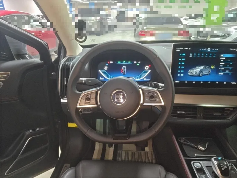 BYD Tang DM 2018 DM 2.0T Full-time four-wheel drive intelligent joint creation type 7 seat China V interior photo 11 BYD Tang DM 2018 DM 2.0T Full-time four-wheel drive intelligent joint creation type 7 seat China V interior photo 11